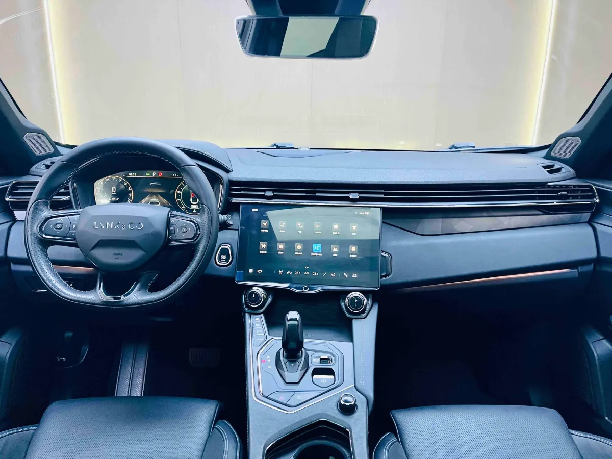 2021 LYNK&CO 01 2.0T 254HP L4 8AT,autocango,china used car exporter,china ev exporter,chinese used car exporter,chinese used ev exporter