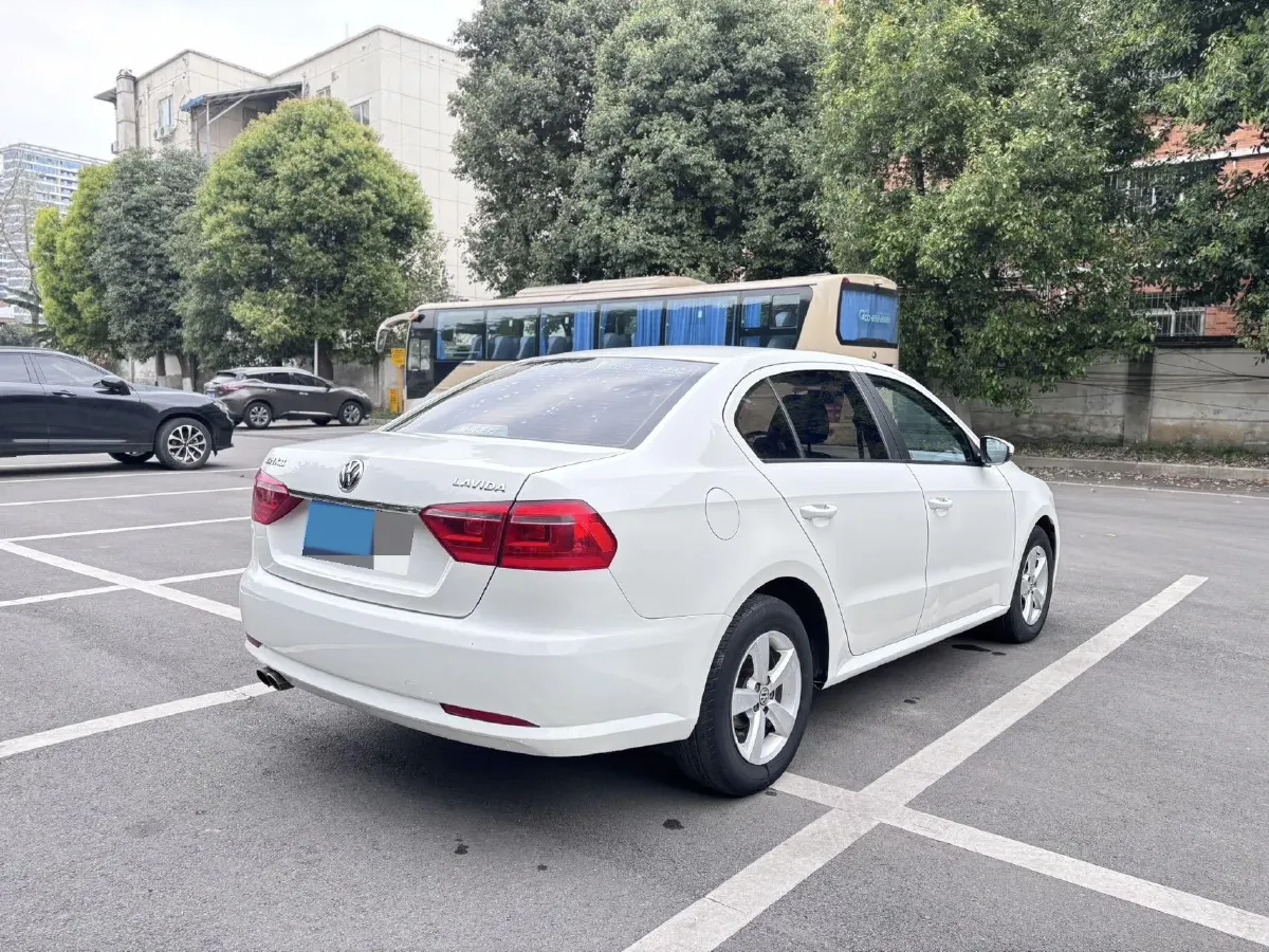 2017 Buick Excelle 1.5L 114HP L4 5MT,autocango,china used car exporter,china ev exporter,chinese used car exporter,chinese used ev exporter