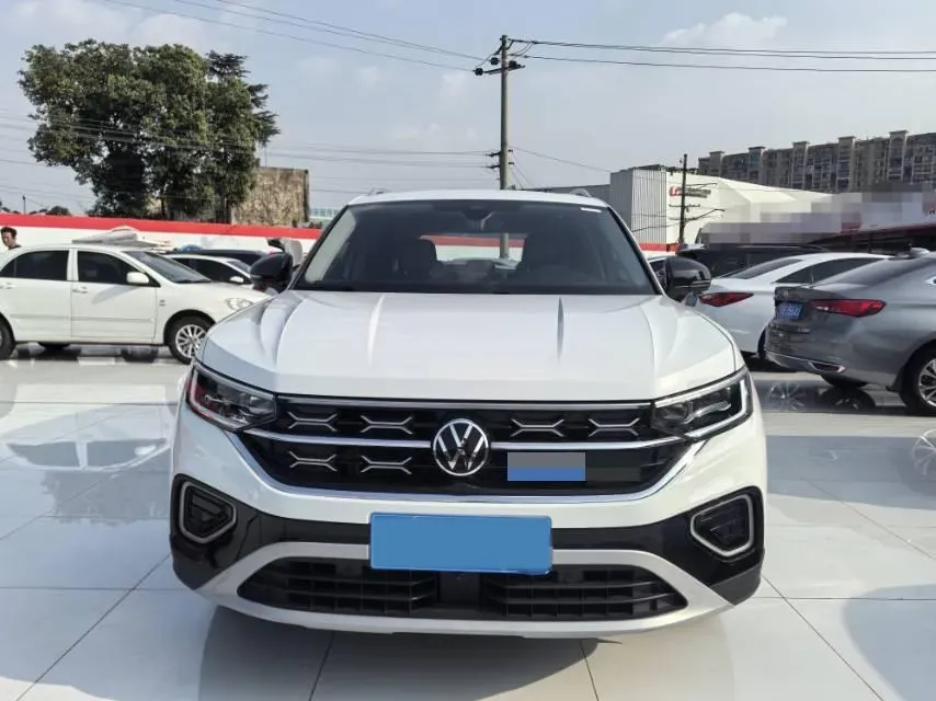2024 Volkswagen Tayron 2.0T 186HP L4 7DCT,autocango,china used car exporter,china ev exporter,chinese used car exporter,chinese used ev exporter