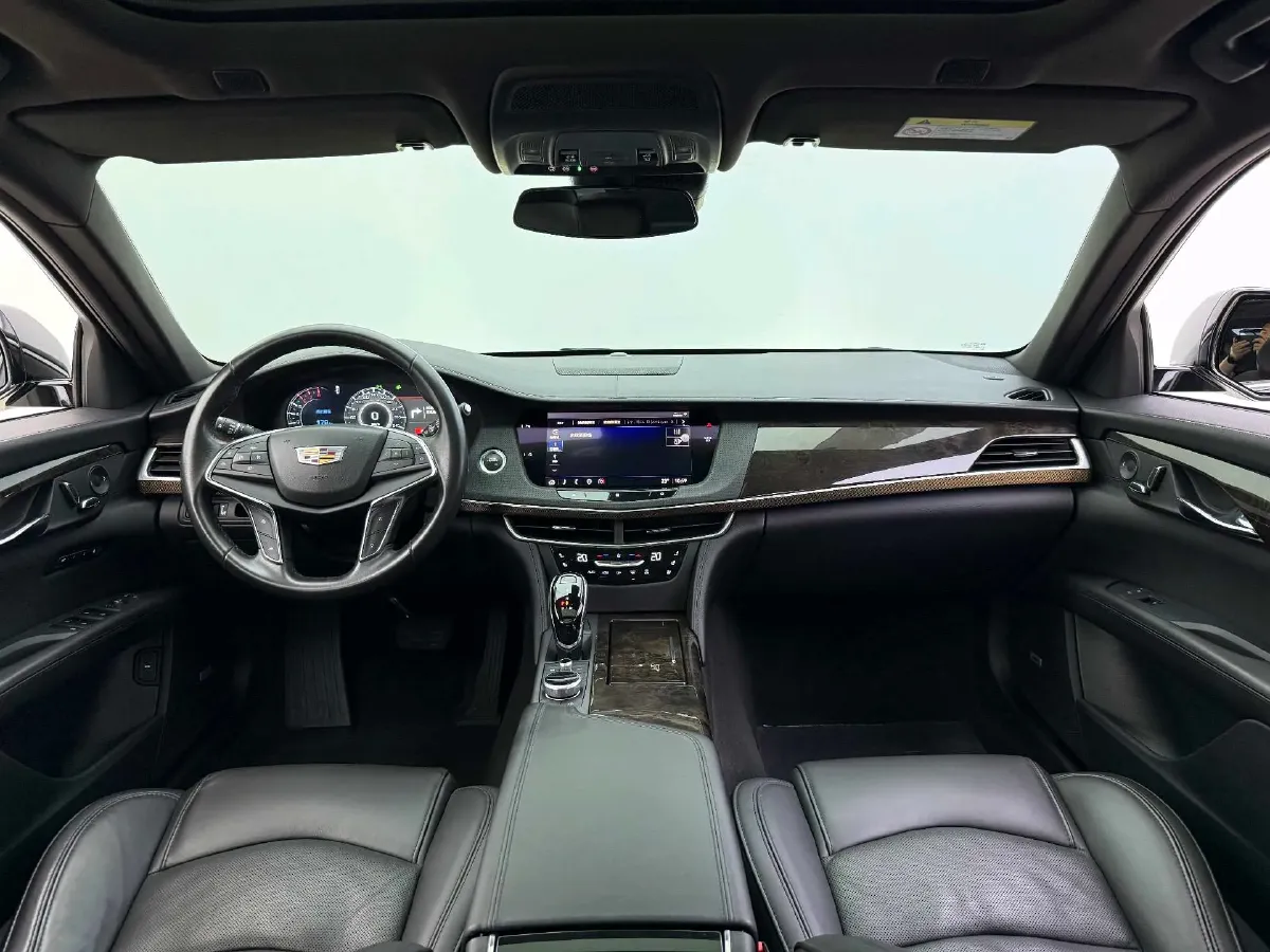 2023 Cadillac CT6 2.0T 237HP L4 10AT,autocango,china used car exporter,china ev exporter,chinese used car exporter,chinese used ev exporter