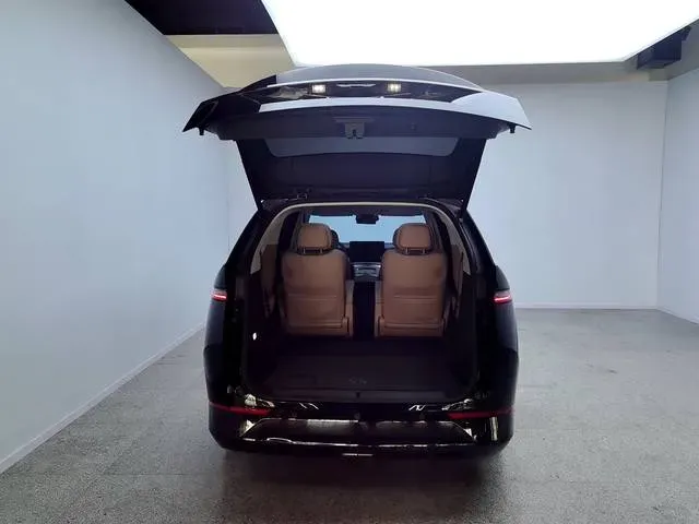 2025 Xpeng X9 BEV,autocango,china used car exporter,china ev exporter,chinese used car exporter,chinese used ev exporter