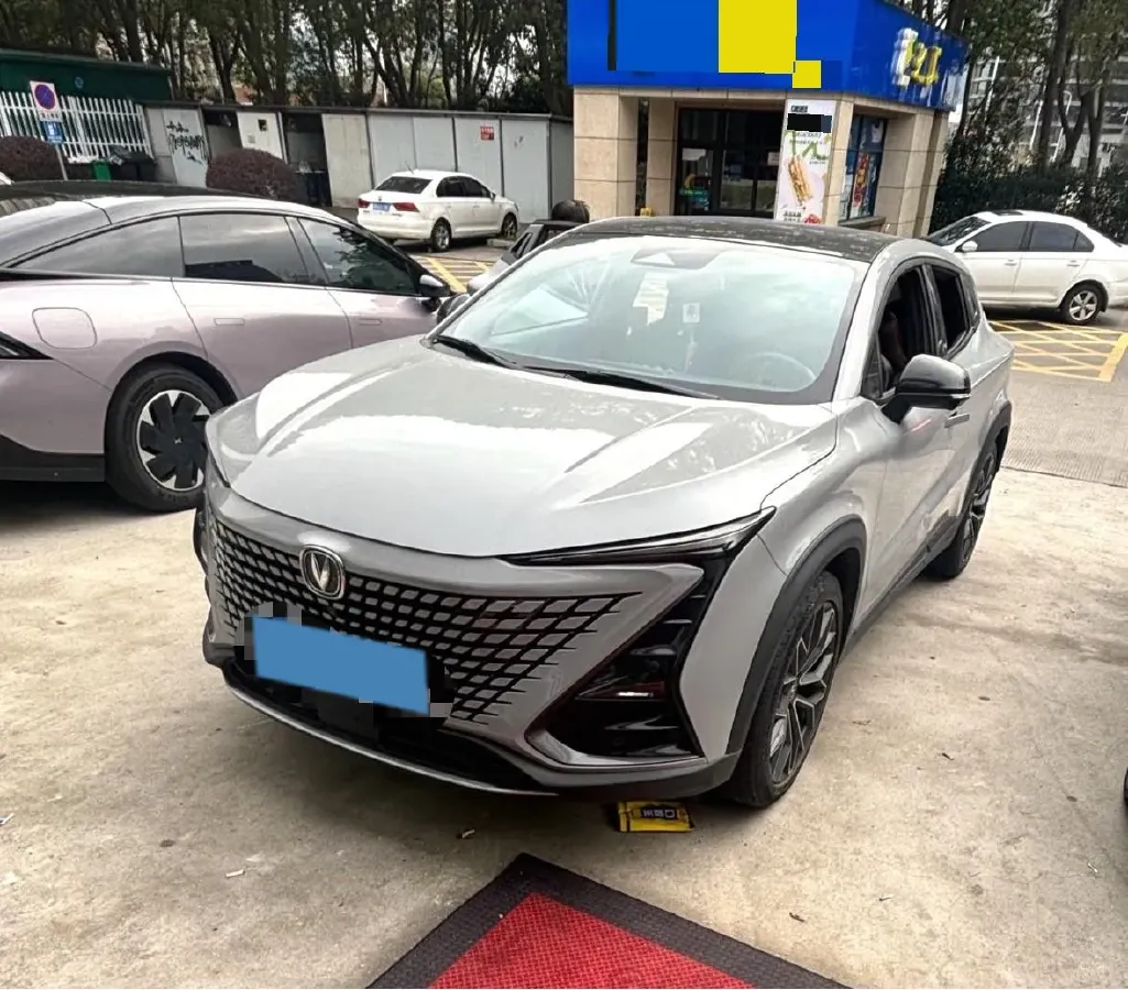 2022 ChangAn UNI-T 1.5T 188HP L4 7DCT,autocango,china used car exporter,china ev exporter,chinese used car exporter,chinese used ev exporter