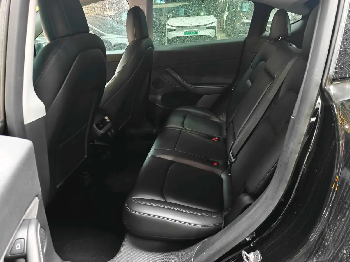 2021 MINI COUNTRYMAN 1.5T 136HP L3 8AT,autocango,china used car exporter,china ev exporter,chinese used car exporter,chinese used ev exporter