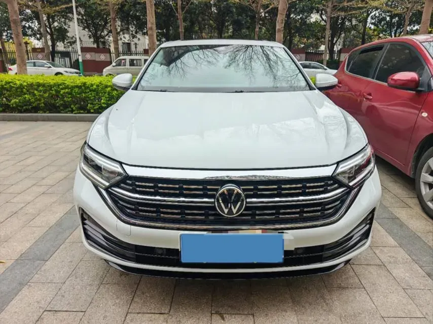 2024 Volkswagen Sagitar 1.5T 160HP L4 7DCT,autocango,china used car exporter,china ev exporter,chinese used car exporter,chinese used ev exporter