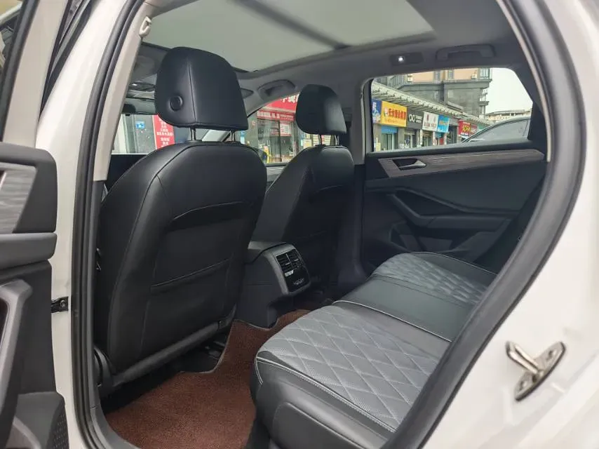 2024 Volkswagen Sagitar 1.5T 160HP L4 7DCT,autocango,china used car exporter,china ev exporter,chinese used car exporter,chinese used ev exporter
