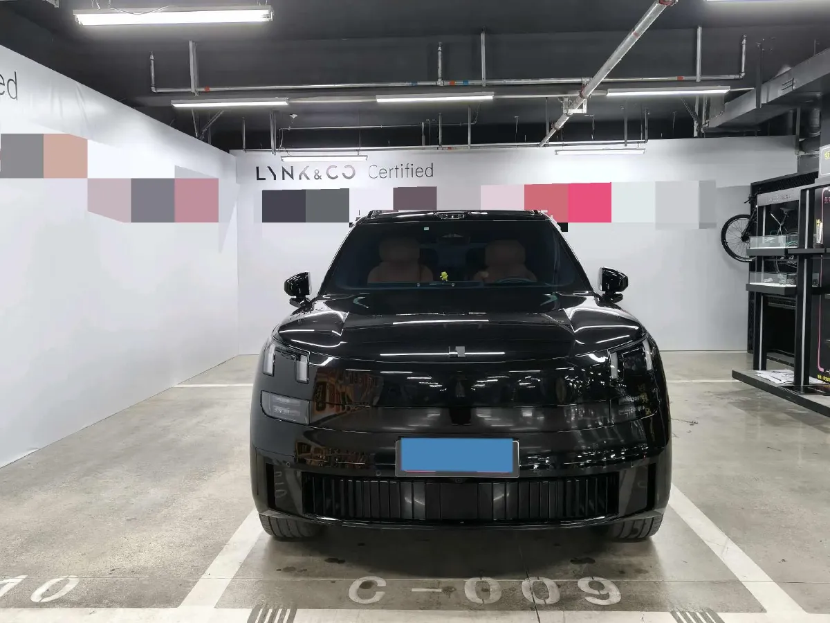 2025 LYNK&CO 900 2.0T 254HP L4 3DHT PHEV,autocango,china used car exporter,china ev exporter,chinese used car exporter,chinese used ev exporter