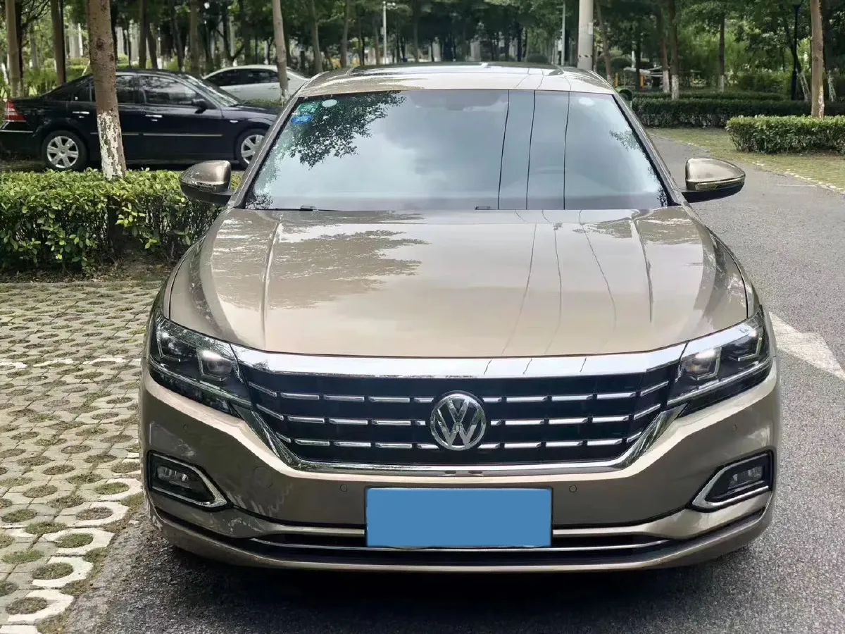 2019 Skoda Kodiak 2.0T 186HP L4 7DCT,autocango,china used car exporter,china ev exporter,chinese used car exporter,chinese used ev exporter