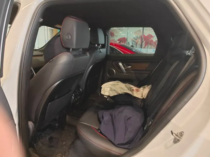 2023 Land Rover Discovery Sport 2.0T 249HP L4 9AT,autocango,china used car exporter,china ev exporter,chinese used car exporter,chinese used ev exporter