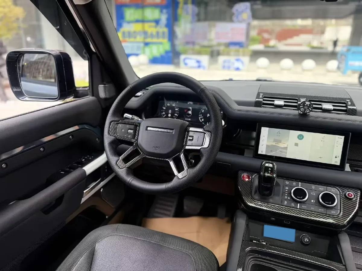 2021 Land Rover Defender 3.0T 400HP L6 8AT,autocango,china used car exporter,china ev exporter,chinese used car exporter,chinese used ev exporter