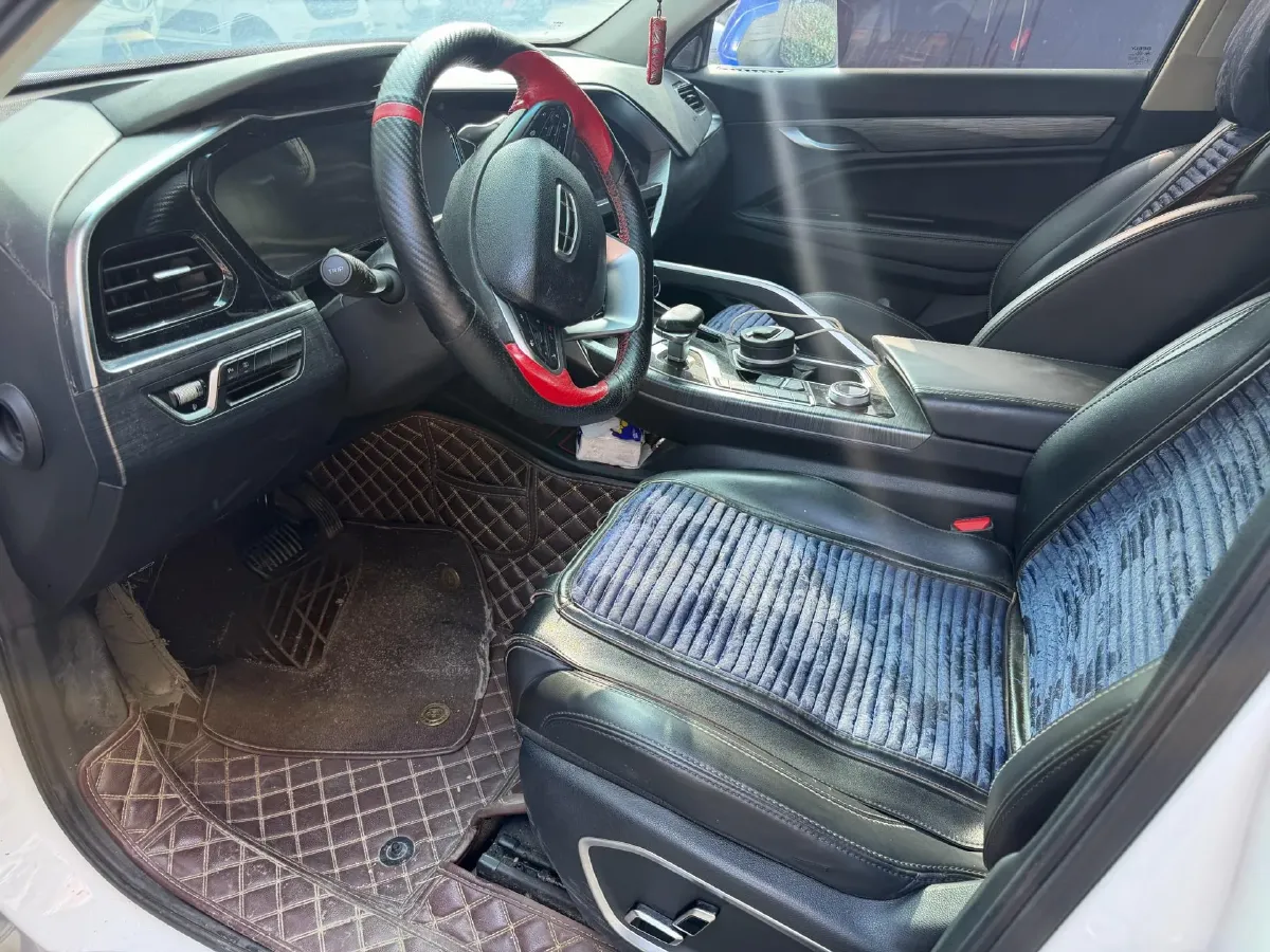 2019 Geely Tugella 2.0T 238HP L4 8AT,autocango,china used car exporter,china ev exporter,chinese used car exporter,chinese used ev exporter