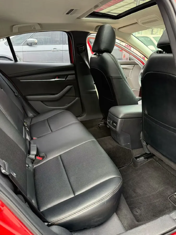 2020 Mazda 3 Axela 2.0L 158HP L4 6AT,autocango,china used car exporter,china ev exporter,chinese used car exporter,chinese used ev exporter