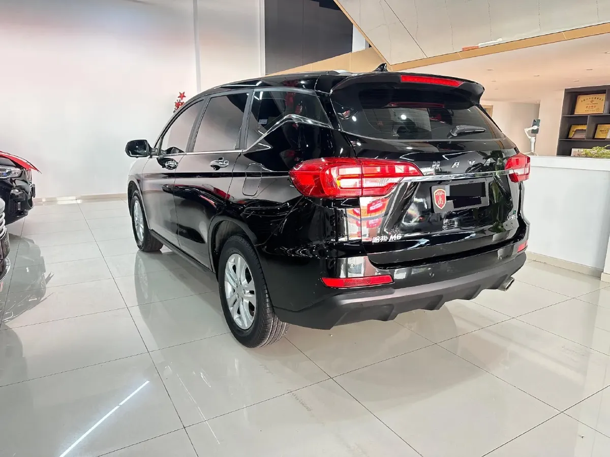 2019 Haval M6 1.5T 150HP L4 7DCT,autocango,china used car exporter,china ev exporter,chinese used car exporter,chinese used ev exporter