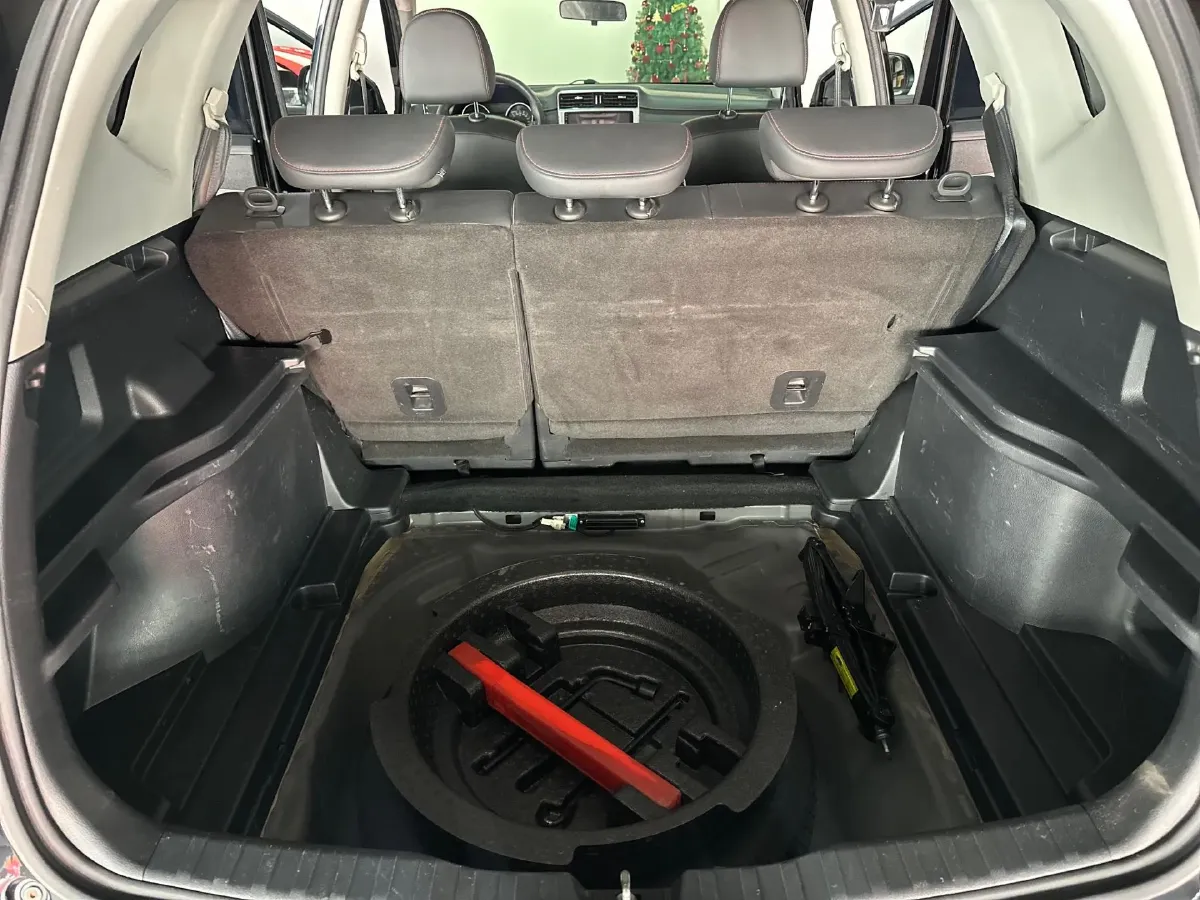 2019 Haval M6 1.5T 150HP L4 7DCT,autocango,china used car exporter,china ev exporter,chinese used car exporter,chinese used ev exporter