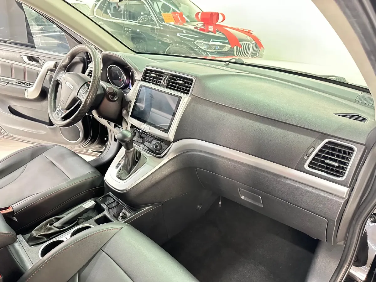 2019 Haval M6 1.5T 150HP L4 7DCT,autocango,china used car exporter,china ev exporter,chinese used car exporter,chinese used ev exporter