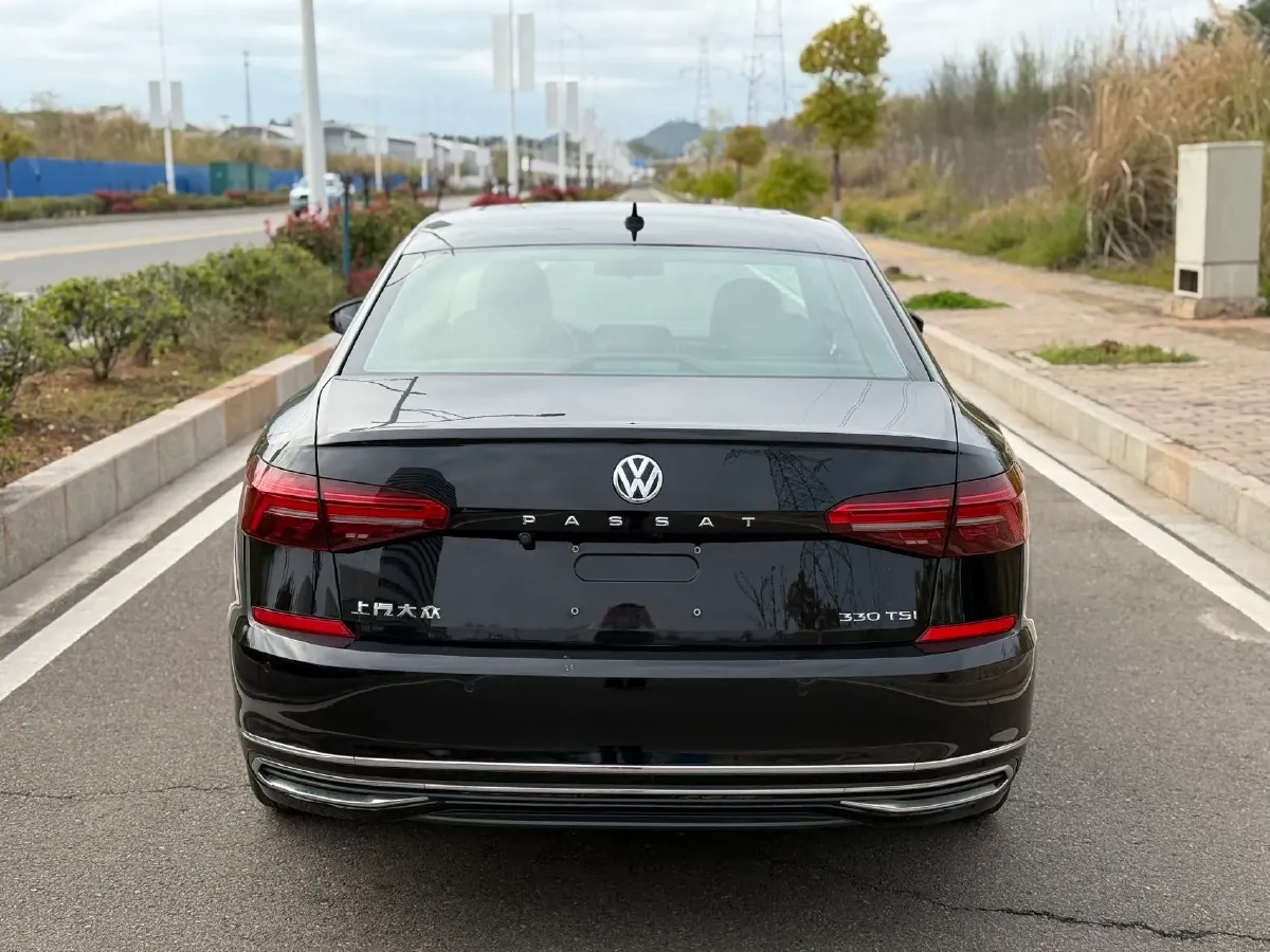 2020 Volkswagen Passat 2.0T 186HP L4 7DCT,autocango,china used car exporter,china ev exporter,chinese used car exporter,chinese used ev exporter