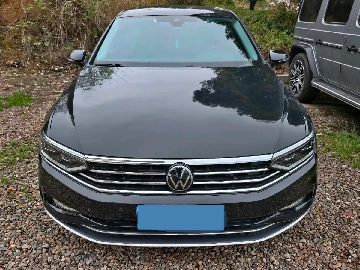 2020 Volkswagen Magotan 2.0T 220HP L4 7DCT,autocango,china used car exporter,china ev exporter,chinese used car exporter,chinese used ev exporter