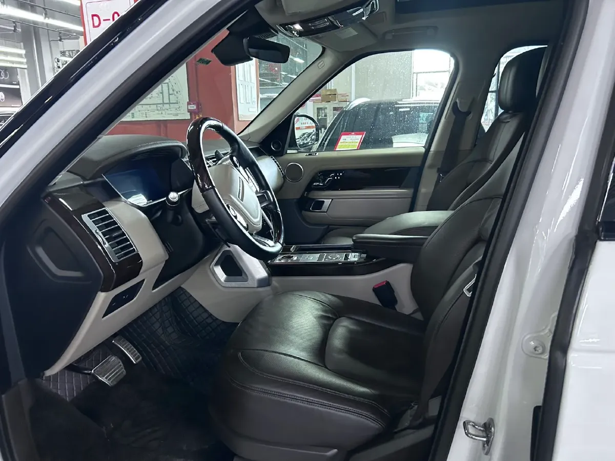 2021 Land Rover Range Rover 3.0T 360HP L6 8AT,autocango,china used car exporter,china ev exporter,chinese used car exporter,chinese used ev exporter