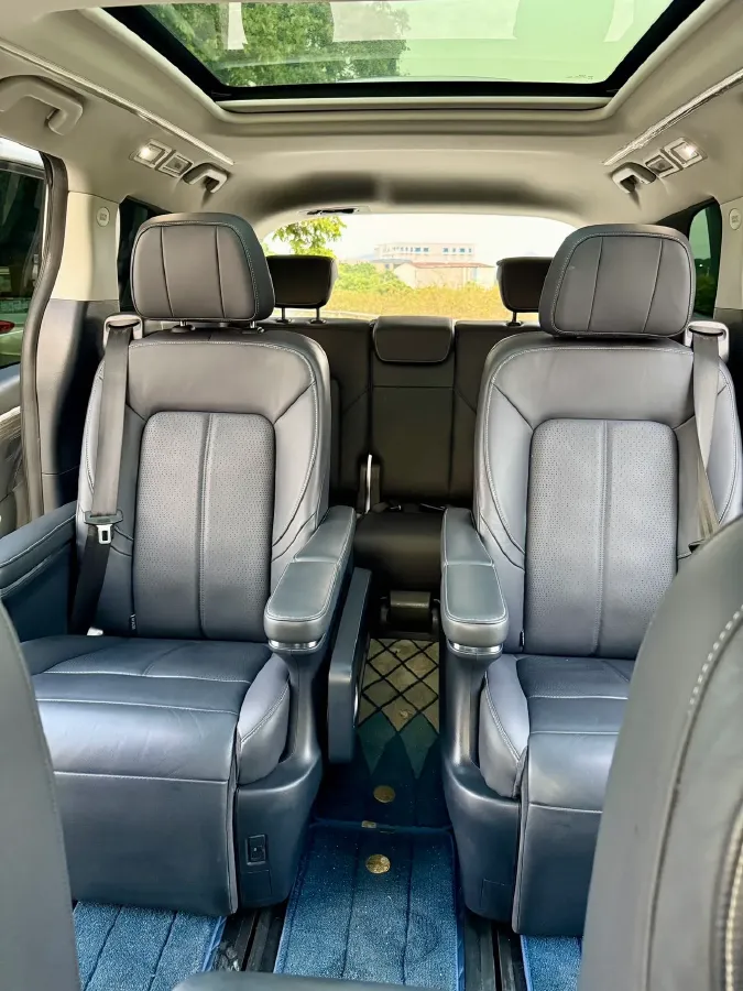 2021 GAC Trumpchi M8 2.0T 252HP L4 8AT,autocango,china used car exporter,china ev exporter,chinese used car exporter,chinese used ev exporter