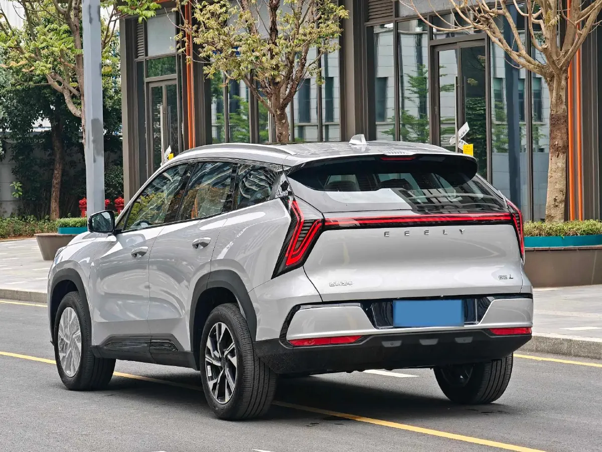 2025 Geely StarRay 1.5T 181HP L4 7DCT,autocango,china used car exporter,china ev exporter,chinese used car exporter,chinese used ev exporter