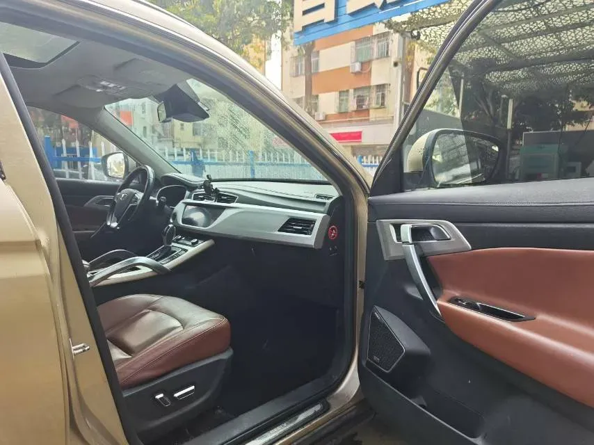 2018 Geely Azkarra 1.8T 184HP L4 6AT,autocango,china used car exporter,china ev exporter,chinese used car exporter,chinese used ev exporter