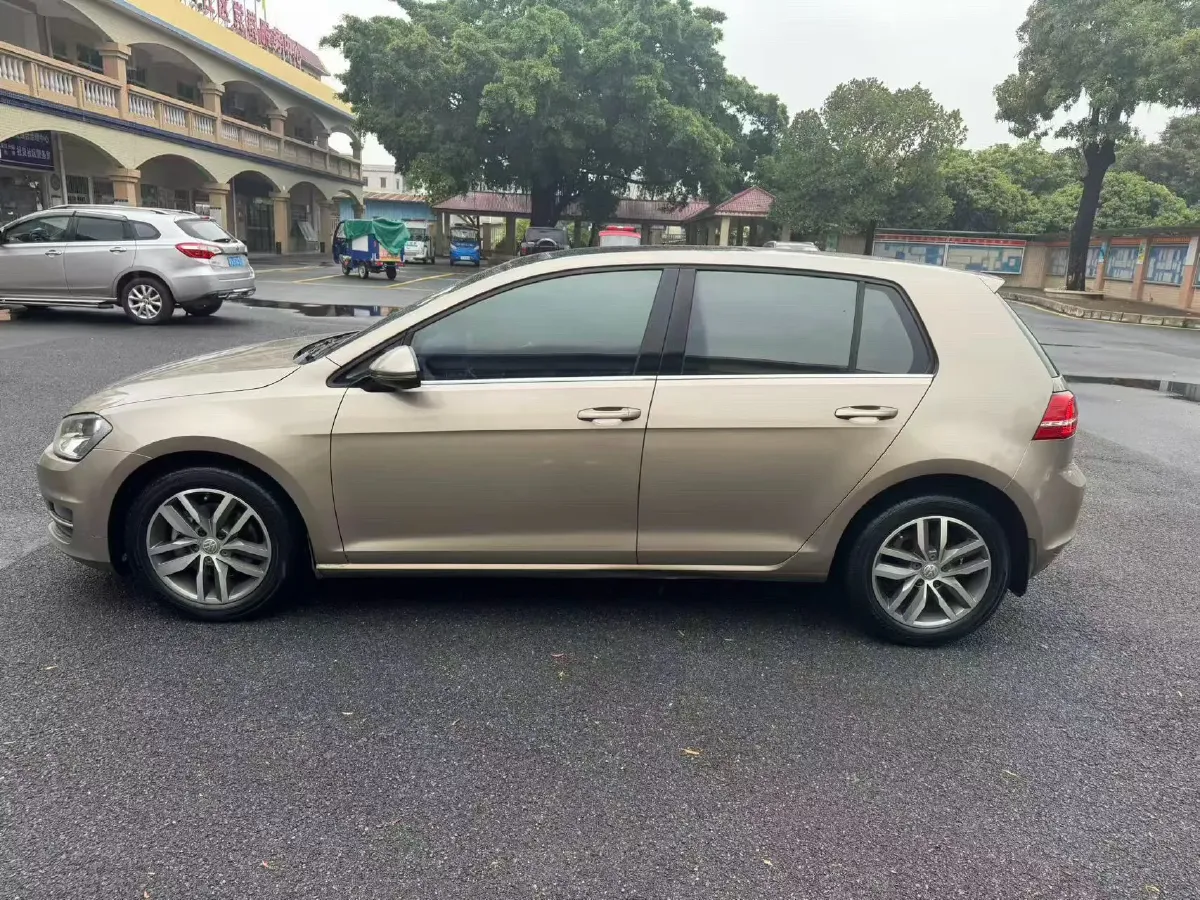 2016 Volkswagen Golf 1.4T 131HP L4 7DCT,autocango,china used car exporter,china ev exporter,chinese used car exporter,chinese used ev exporter