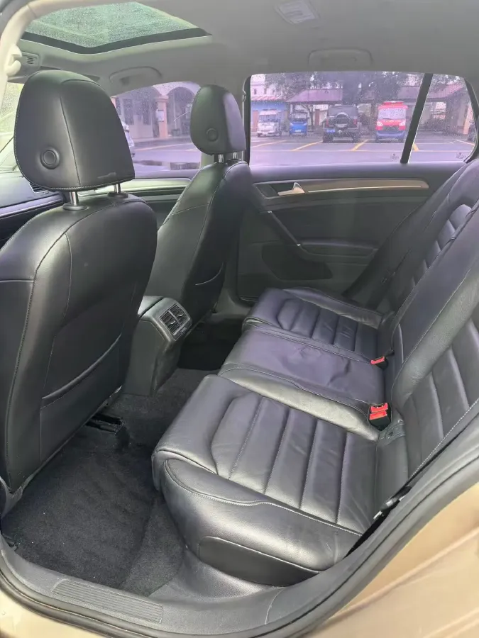 2016 Volkswagen Golf 1.4T 131HP L4 7DCT,autocango,china used car exporter,china ev exporter,chinese used car exporter,chinese used ev exporter