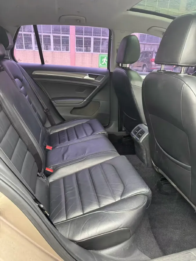 2016 Volkswagen Golf 1.4T 131HP L4 7DCT,autocango,china used car exporter,china ev exporter,chinese used car exporter,chinese used ev exporter