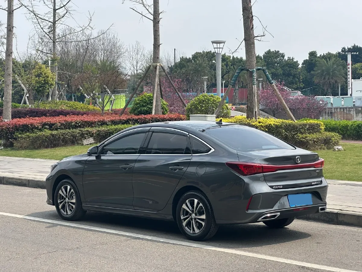 2024 ChangAn Eado 1.4T 160HP L4 7DCT,autocango,china used car exporter,china ev exporter,chinese used car exporter,chinese used ev exporter