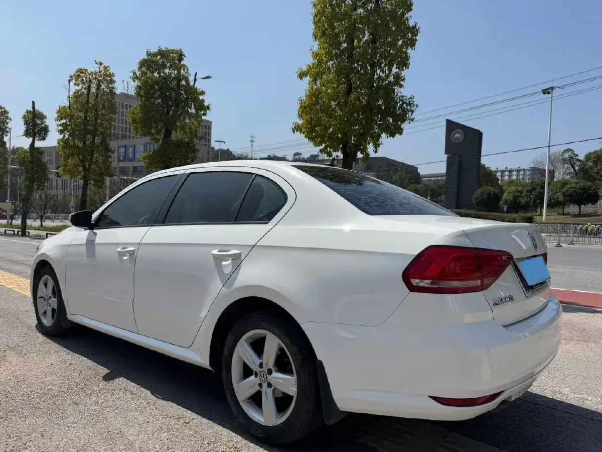 2017 Volkswagen Lavida 1.6L 110HP L4 6AT,autocango,china used car exporter,china ev exporter,chinese used car exporter,chinese used ev exporter