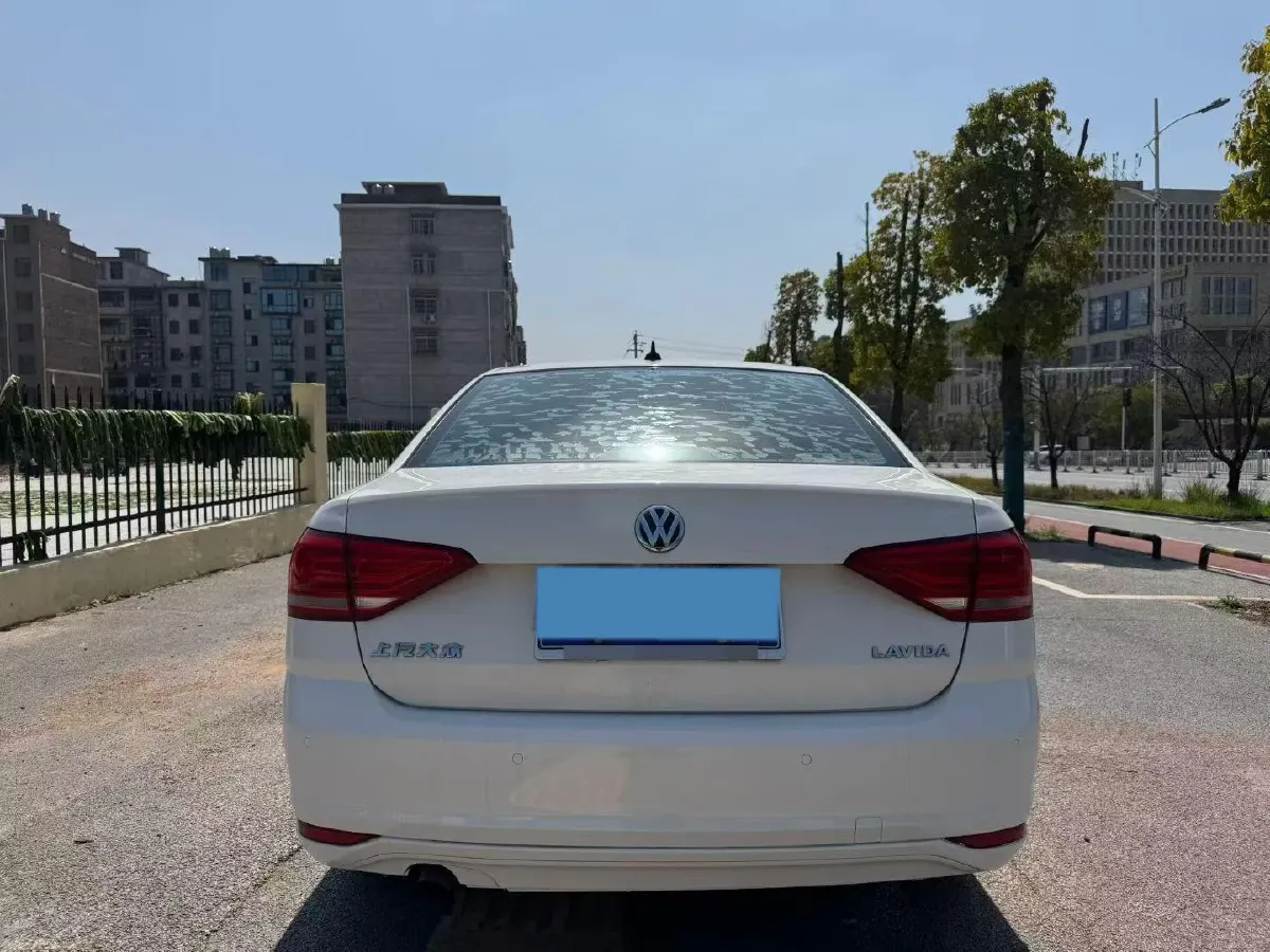 2017 Volkswagen Lavida 1.6L 110HP L4 6AT,autocango,china used car exporter,china ev exporter,chinese used car exporter,chinese used ev exporter