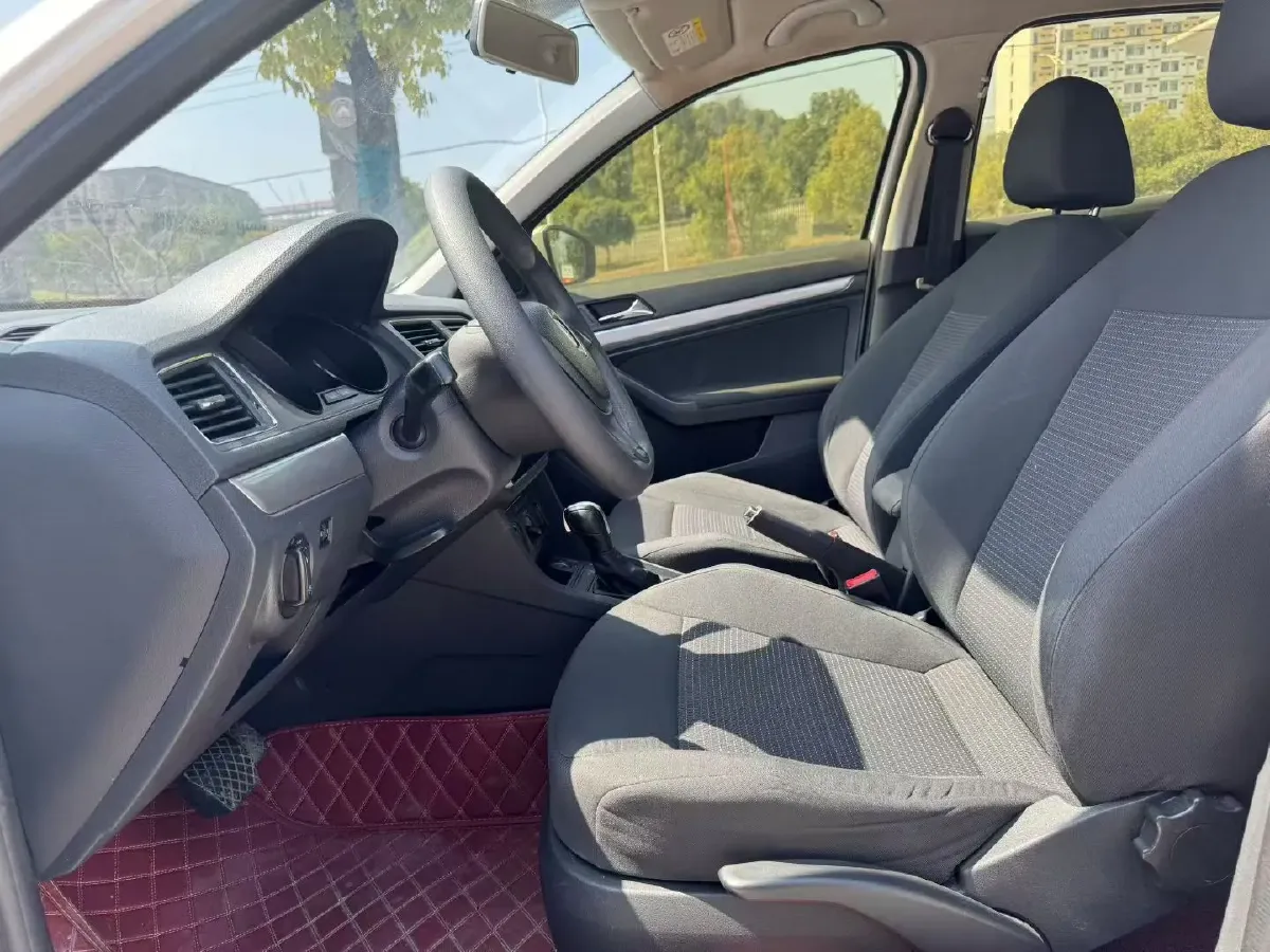 2017 Volkswagen Lavida 1.6L 110HP L4 6AT,autocango,china used car exporter,china ev exporter,chinese used car exporter,chinese used ev exporter