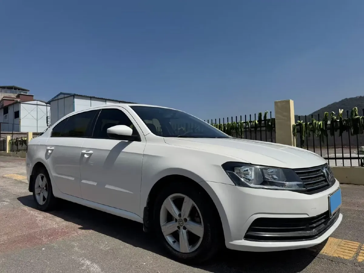 2017 Volkswagen Lavida 1.6L 110HP L4 6AT,autocango,china used car exporter,china ev exporter,chinese used car exporter,chinese used ev exporter