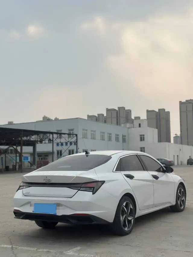 2021 Hyundai Elantra 1.5L 115HP L4 CVT,autocango,china used car exporter,china ev exporter,chinese used car exporter,chinese used ev exporter