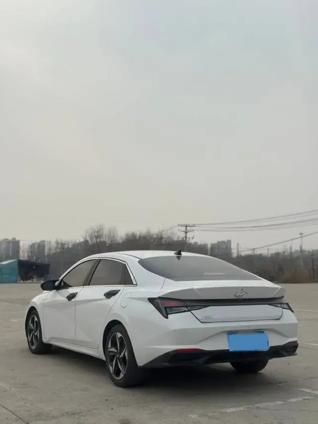 2021 Hyundai Elantra 1.5L 115HP L4 CVT,autocango,china used car exporter,china ev exporter,chinese used car exporter,chinese used ev exporter