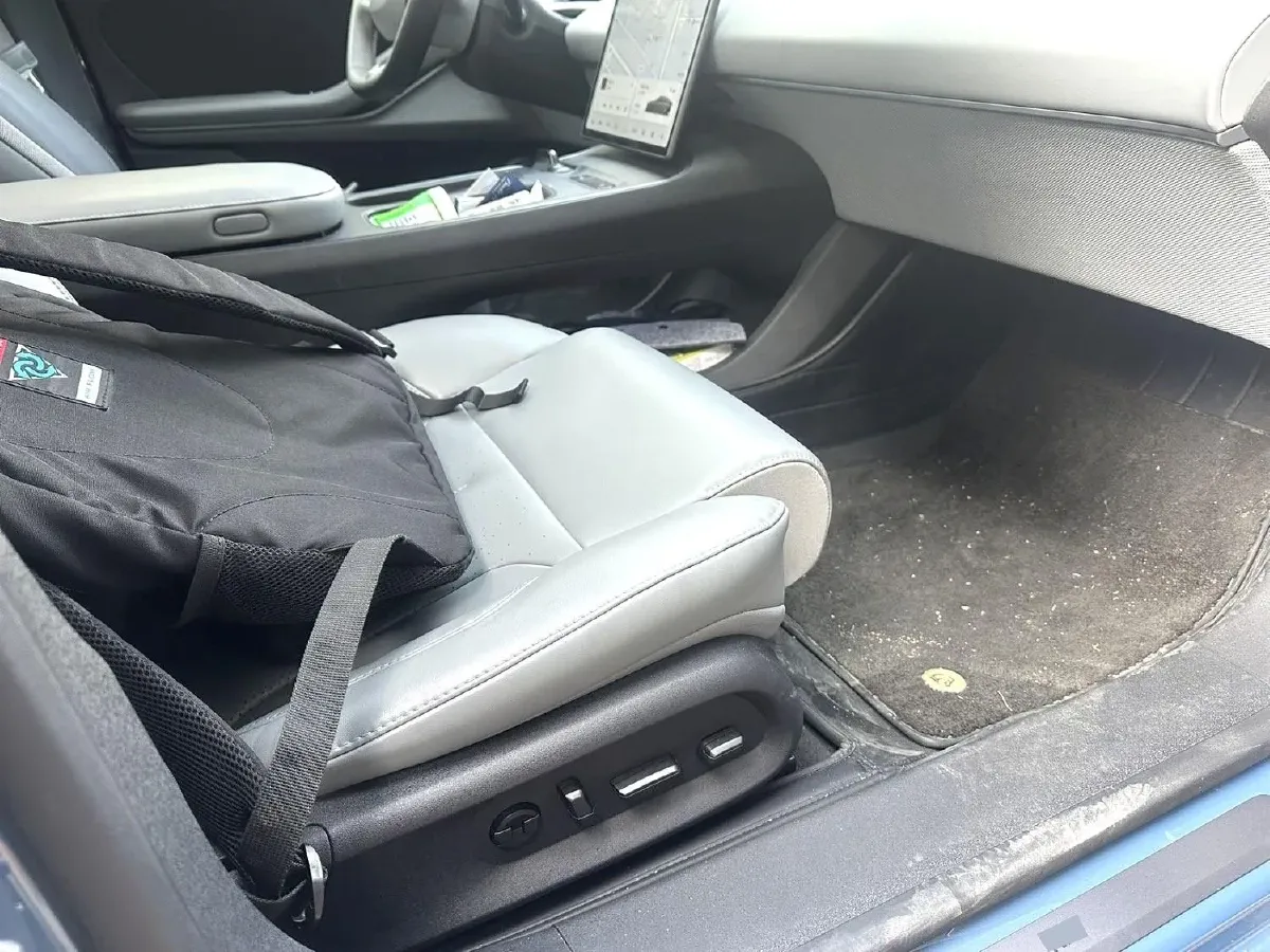 2022 JunTian HeiWuShi Youth 2.0T 203HP L4 6AT,autocango,china used car exporter,china ev exporter,chinese used car exporter,chinese used ev exporter