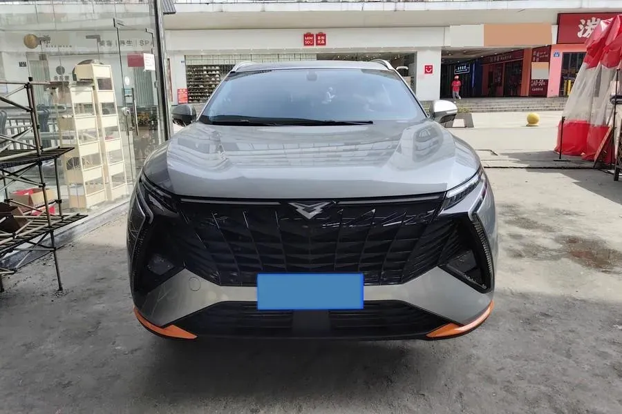 2023 Iveco DeYi 2.5T 122HP L4 6AT,autocango,china used car exporter,china ev exporter,chinese used car exporter,chinese used ev exporter