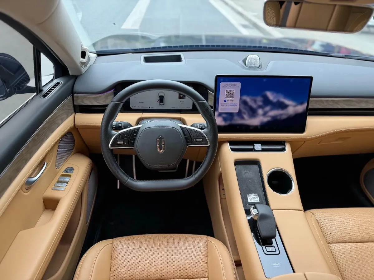 2022 JMC YuHu 7 2.0T 141HP L4 8AT,autocango,china used car exporter,china ev exporter,chinese used car exporter,chinese used ev exporter