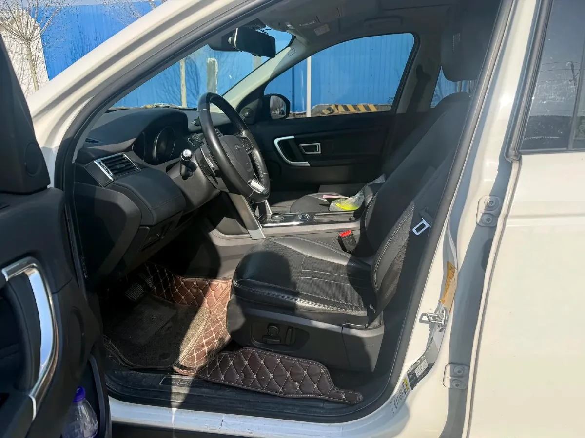 2019 Land Rover Discovery Sport 2.0T 241HP L4 9AT,autocango,china used car exporter,china ev exporter,chinese used car exporter,chinese used ev exporter