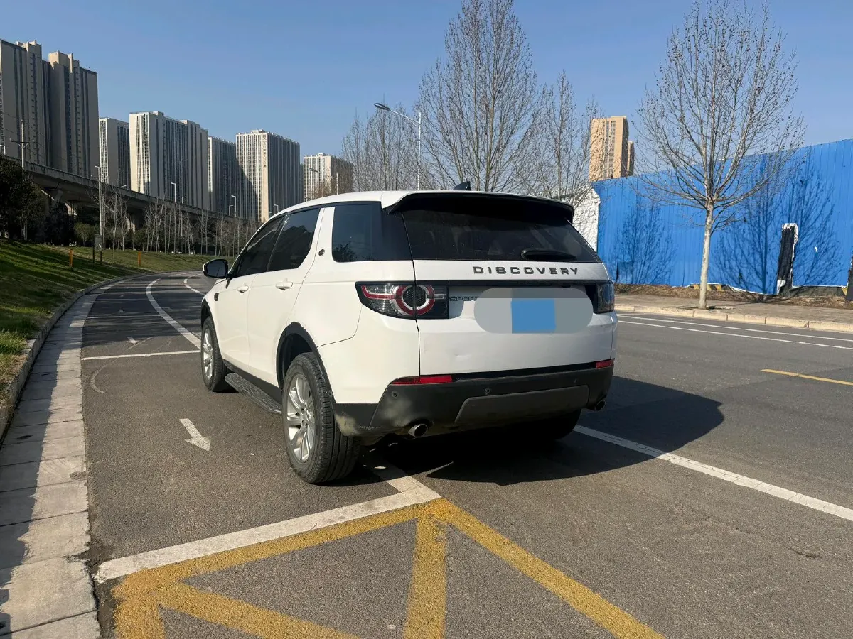 2019 Land Rover Discovery Sport 2.0T 241HP L4 9AT,autocango,china used car exporter,china ev exporter,chinese used car exporter,chinese used ev exporter
