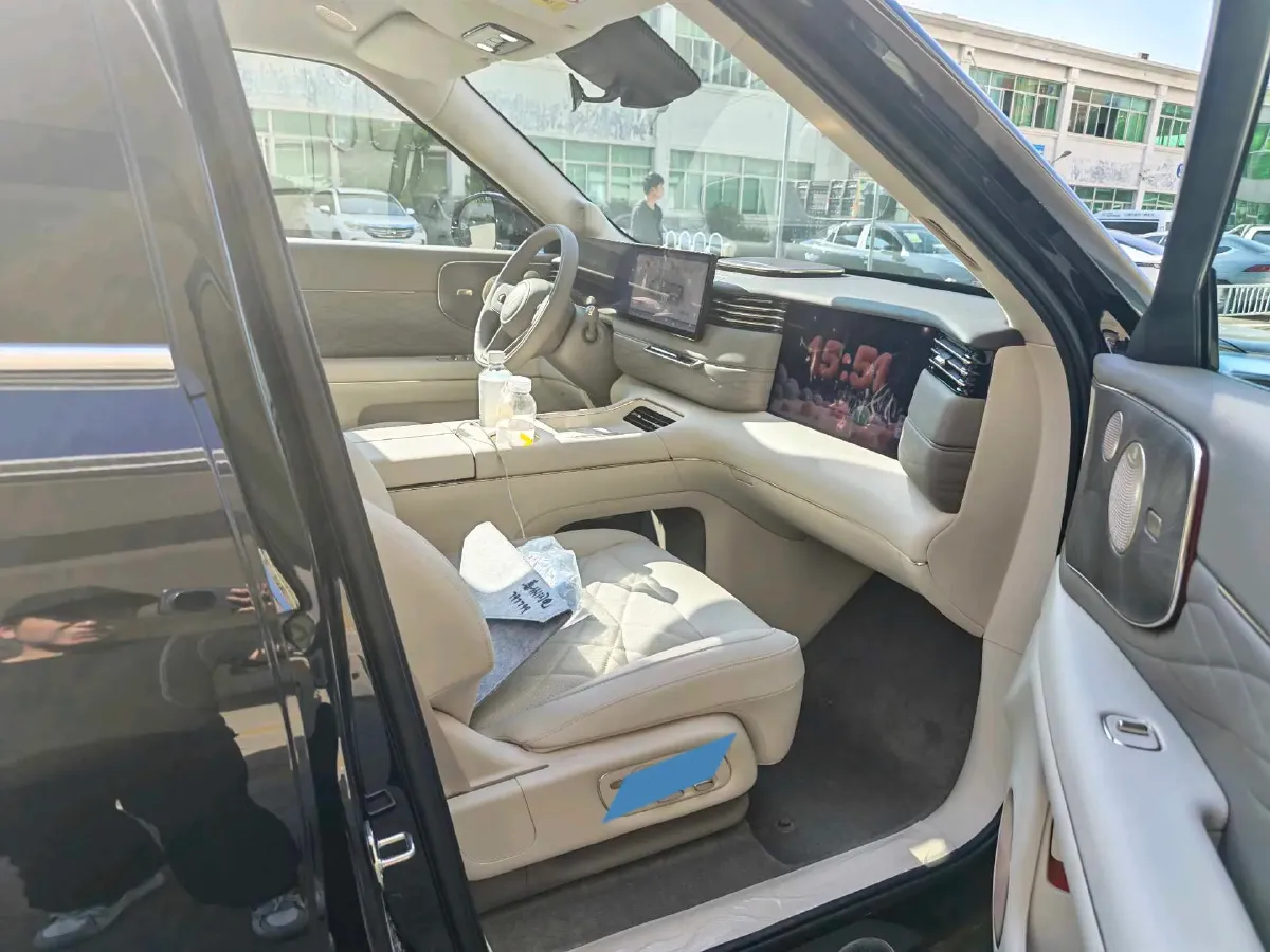 2026 IM LS9 REEV 155HP REEV,autocango,china used car exporter,china ev exporter,chinese used car exporter,chinese used ev exporter