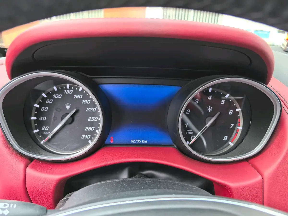 2019 Maserati Levante 3.0T 350HP V6 8AT,autocango,china used car exporter,china ev exporter,chinese used car exporter,chinese used ev exporter