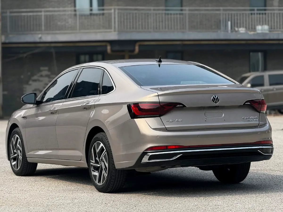 2023 Volkswagen Sagitar 1.5T 160HP L4 7DCT,autocango,china used car exporter,china ev exporter,chinese used car exporter,chinese used ev exporter