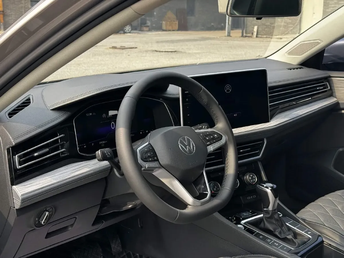 2023 Volkswagen Sagitar 1.5T 160HP L4 7DCT,autocango,china used car exporter,china ev exporter,chinese used car exporter,chinese used ev exporter