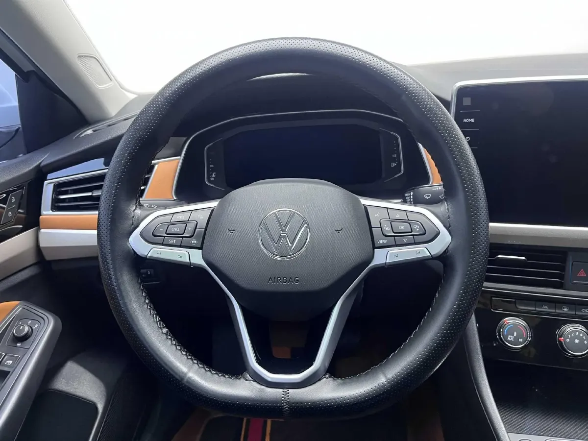 2023 Volkswagen Bora 1.2T 116HP L4 7DCT,autocango,china used car exporter,china ev exporter,chinese used car exporter,chinese used ev exporter