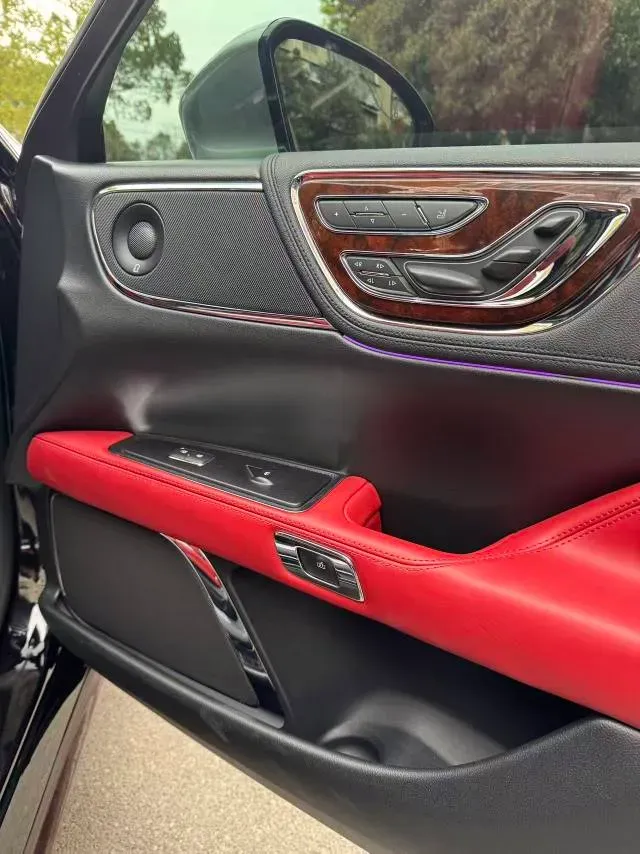 2019 Mercedes-Benz C Class 1.5T 184HP L4 9AT,autocango,china used car exporter,china ev exporter,chinese used car exporter,chinese used ev exporter