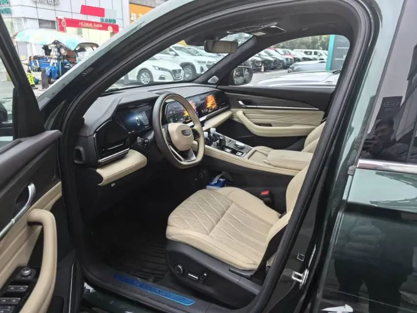 2025 Geely Monjaro 2.0T 238HP L4 8AT,autocango,china used car exporter,china ev exporter,chinese used car exporter,chinese used ev exporter