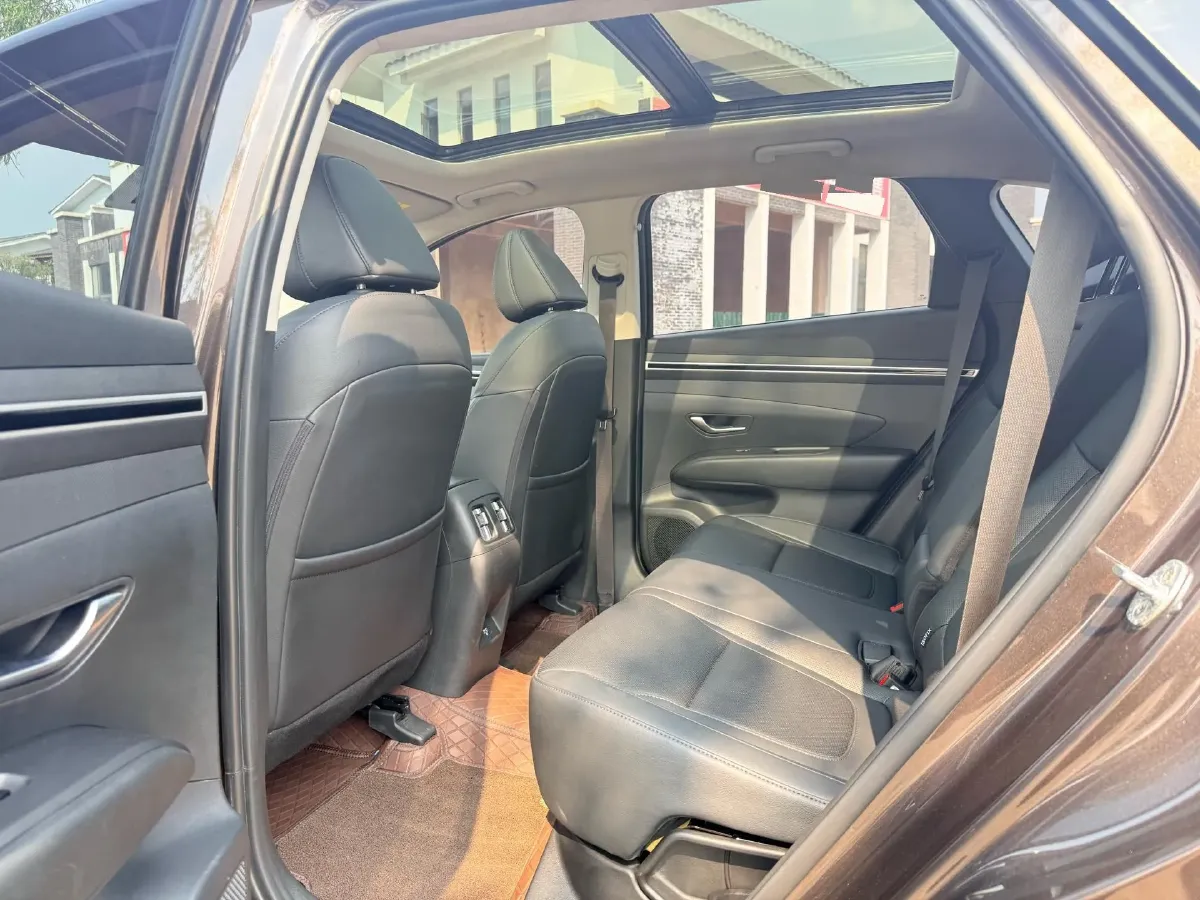 2021 Hyundai Tucson 1.5T 200HP L4 7DCT,autocango,china used car exporter,china ev exporter,chinese used car exporter,chinese used ev exporter