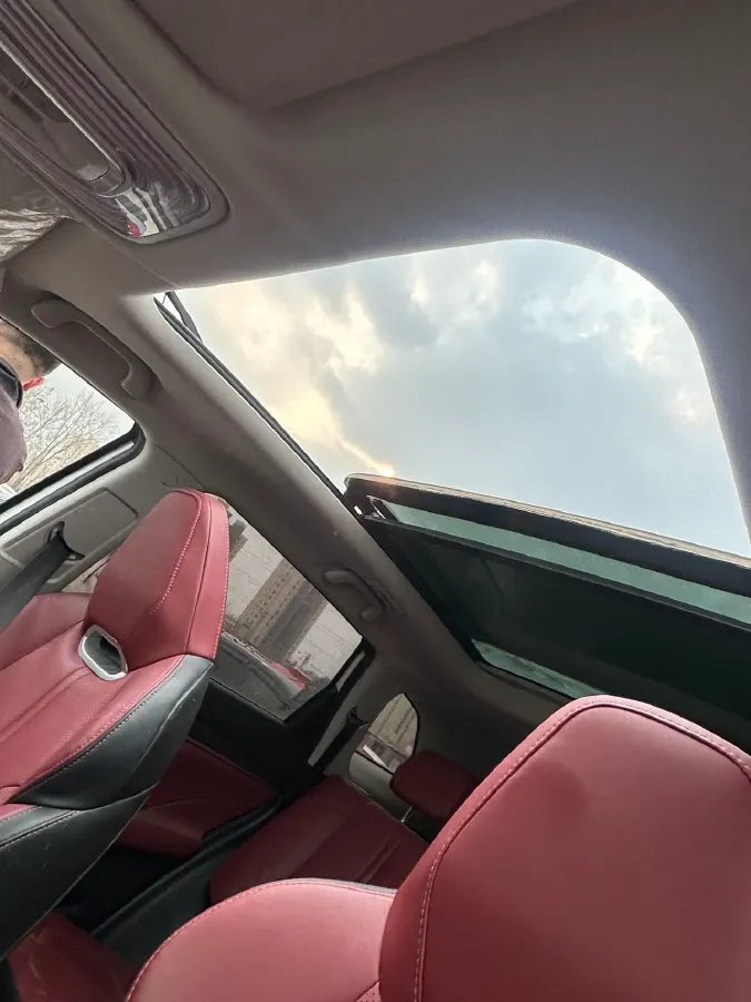 2022 ChangAn CS75 Plus 1.5T 178HP L4 6AT,autocango,china used car exporter,china ev exporter,chinese used car exporter,chinese used ev exporter