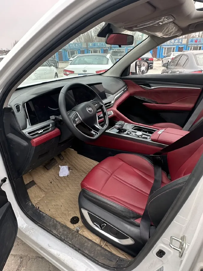 2022 ChangAn CS75 Plus 1.5T 178HP L4 6AT,autocango,china used car exporter,china ev exporter,chinese used car exporter,chinese used ev exporter