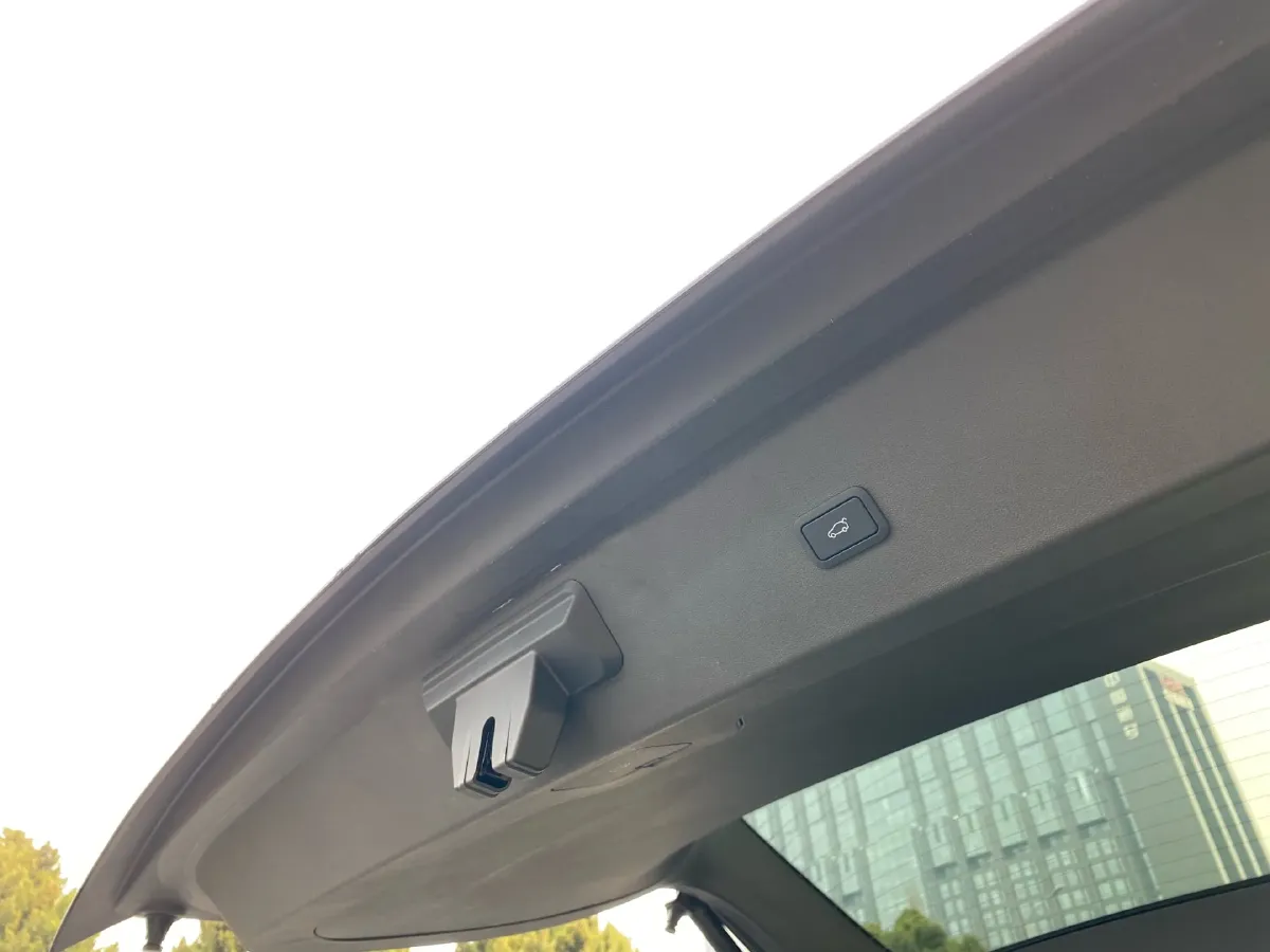 2025 Xpeng X9 BEV,autocango,china used car exporter,china ev exporter,chinese used car exporter,chinese used ev exporter